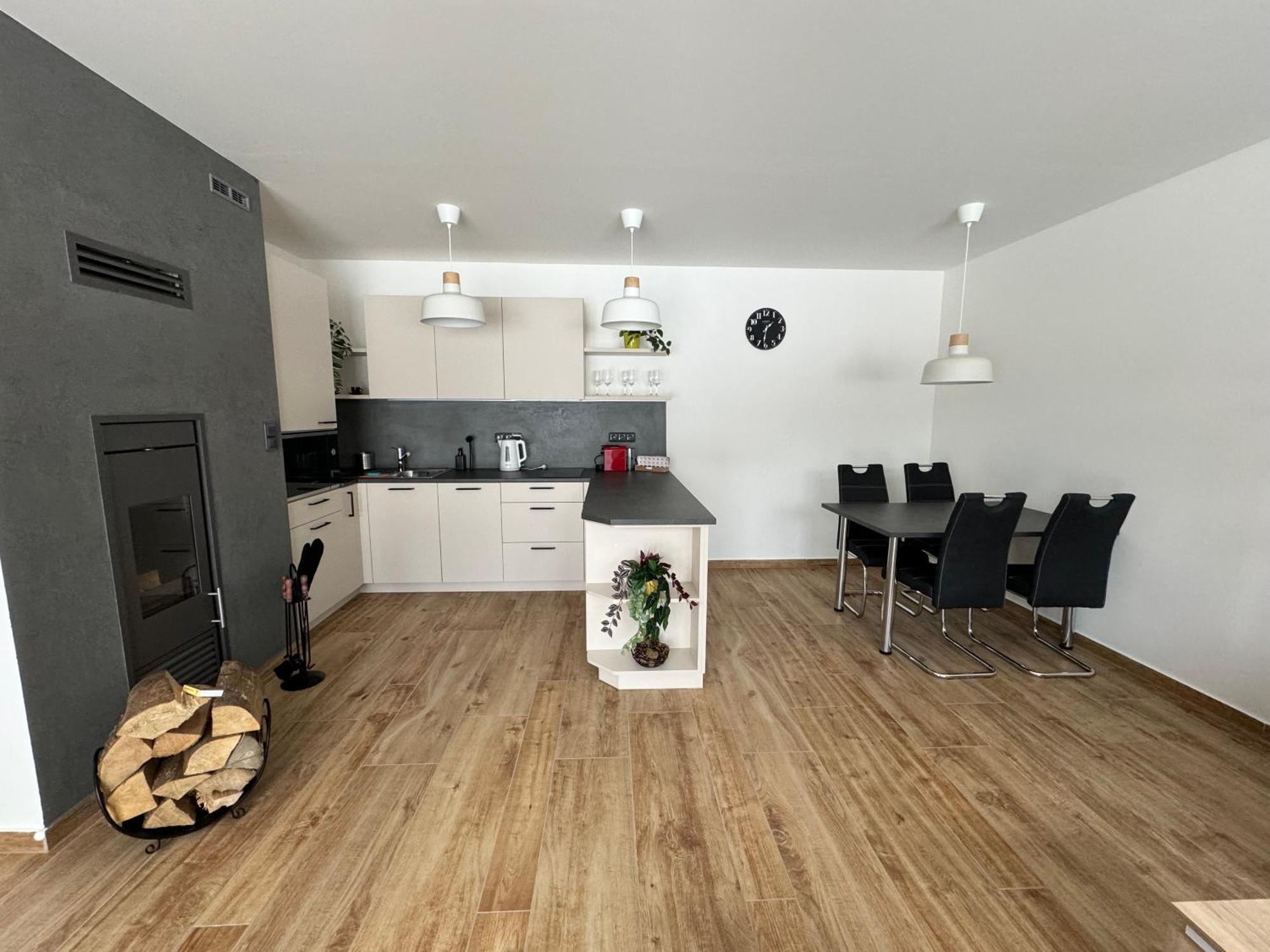 U Lesa Apartment